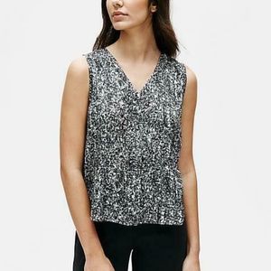 178.00 NWT Sz M EILEEN FISHER BLACK SILK IVY V-NECK TOP